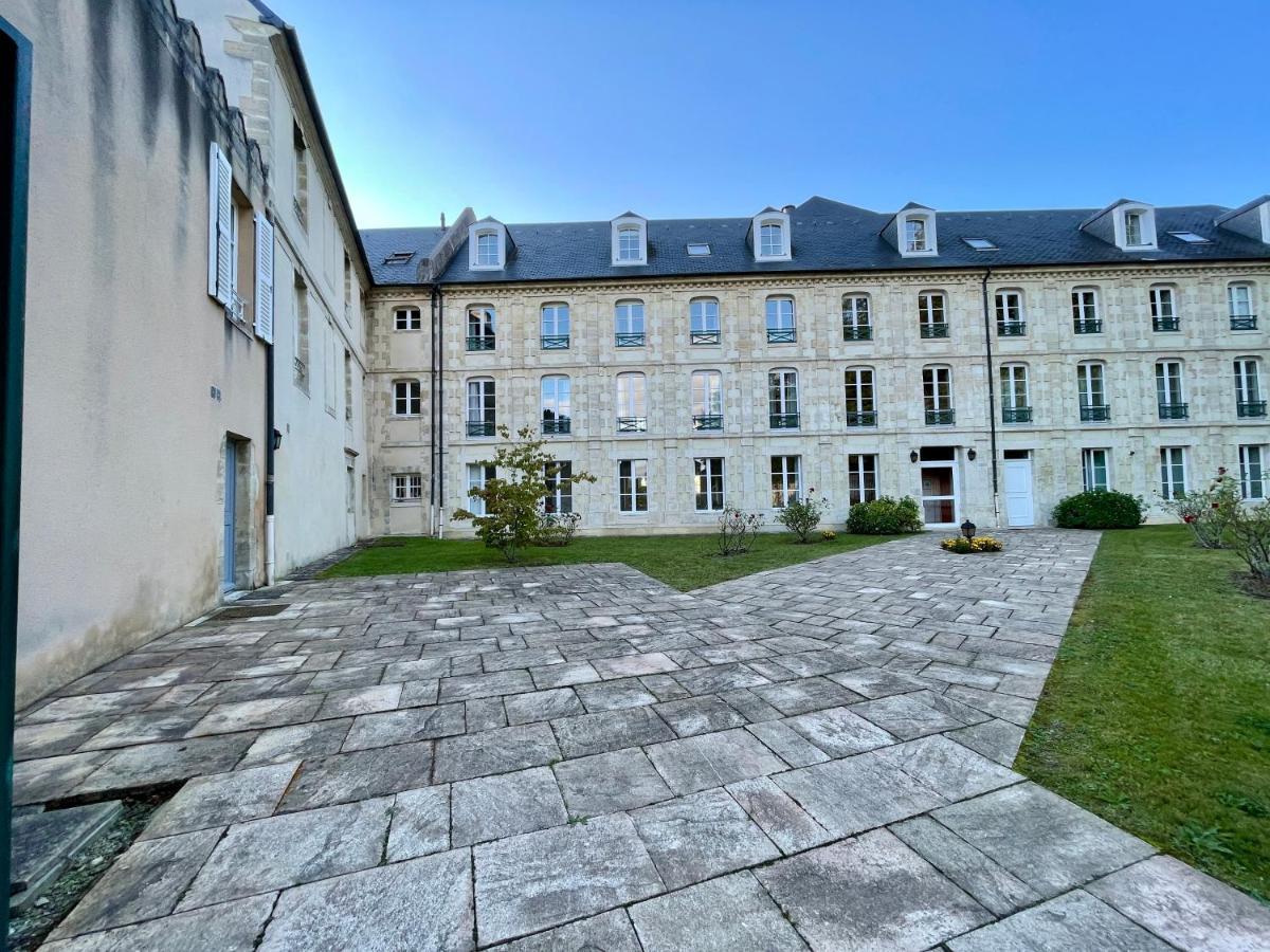 Le Monastere Apartment Bayeux Luaran gambar